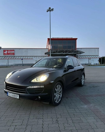 Porsche Cayenne cena 221400 przebieg: 77000, rok produkcji 2013 z Słupsk małe 781